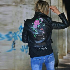 Egyedi kézzel festett műbőr dzseki 