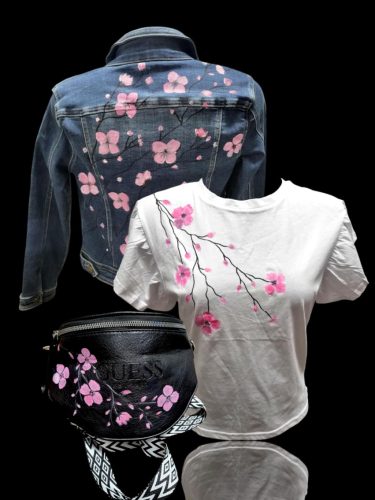 Egyedi farmer cseresznyefa virágokkal