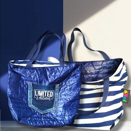 Ki-be fordítható navy/tengerész csíkos  steppelt táska